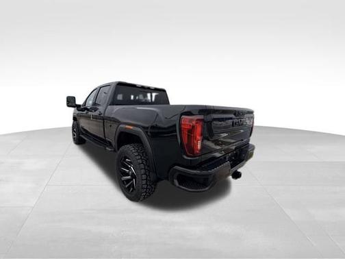 2023 GMC Sierra 2500 AT4