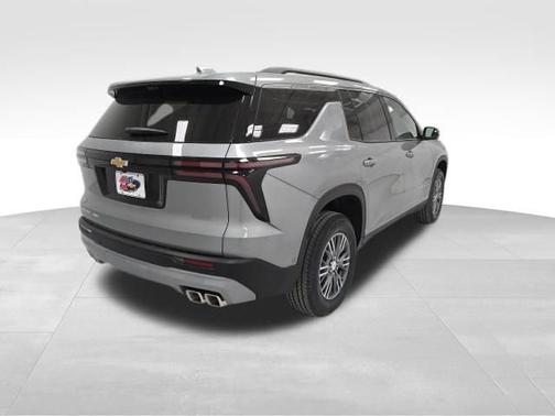 2026 Chevrolet Traverse AWD LT