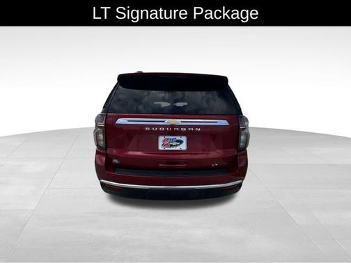 2021 Chevrolet Suburban LT