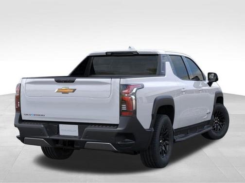 2025 Chevrolet Silverado EV LT