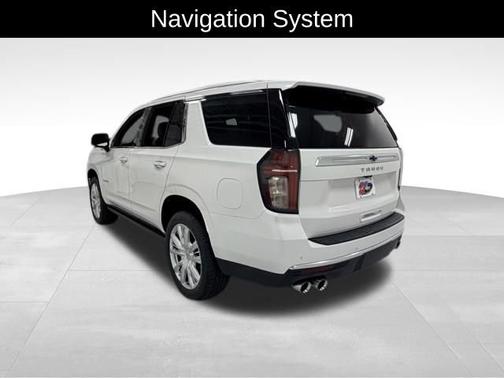 Iridescent Pearl Tricoat 2021 Chevrolet Tahoe High Country