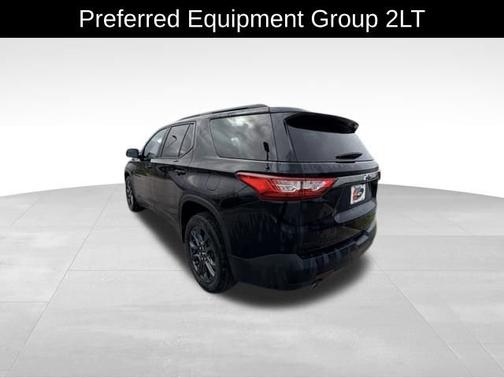 Mosaic Black Metallic 2021 Chevrolet Traverse RS