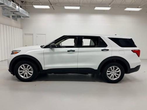 2021 Ford Explorer Base