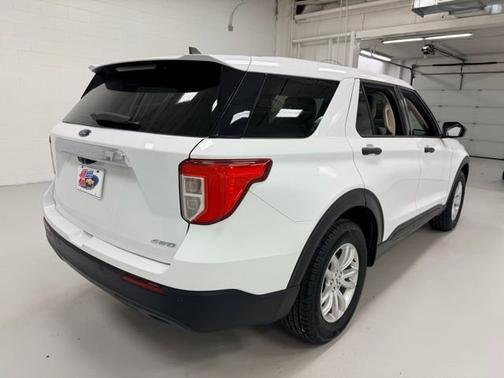2021 Ford Explorer Base