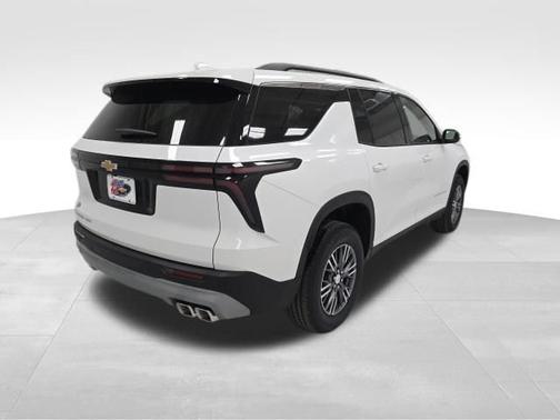 Summit White 2026 Chevrolet Traverse AWD LT