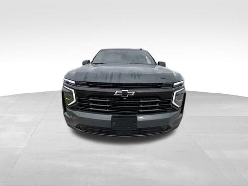 2025 Chevrolet Suburban RST