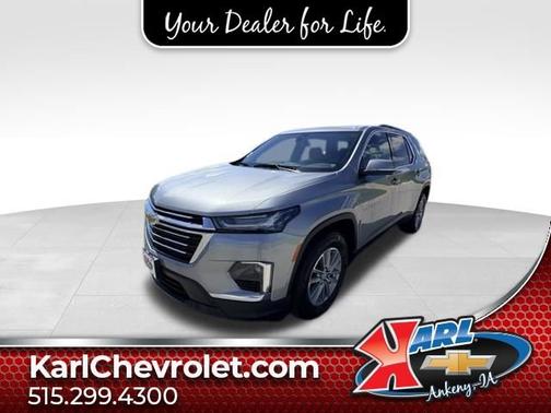 Sterling Gray Metallic 2023 Chevrolet Traverse LT Cloth