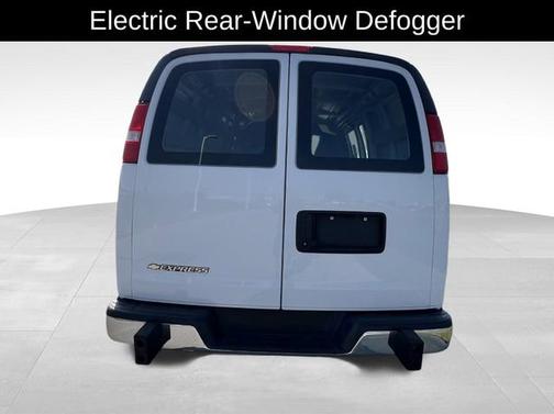 2024 Chevrolet Express 3500 LS