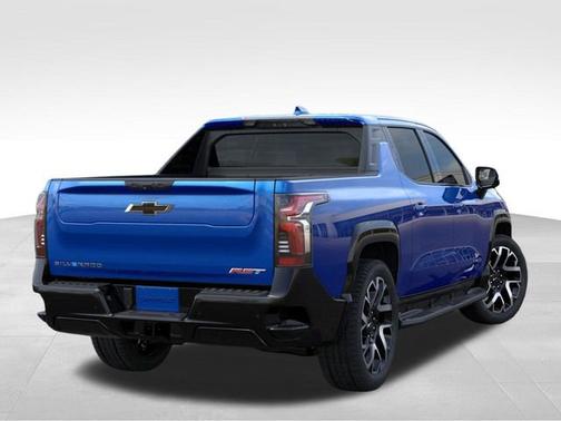 2025 Chevrolet Silverado EV RST