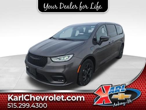 2022 Chrysler Pacifica Hybrid Touring L