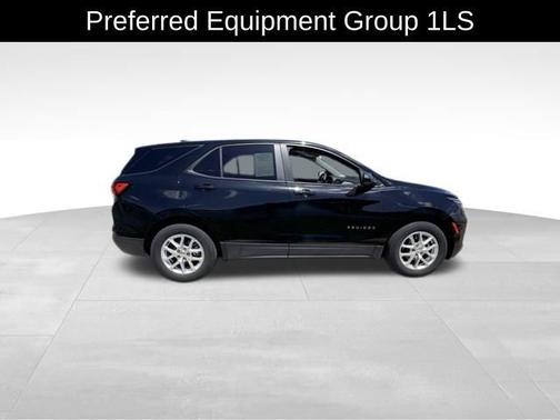 Mosaic Black Metallic 2023 Chevrolet Equinox LS