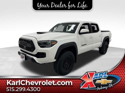 White 2022 Toyota Tacoma SR