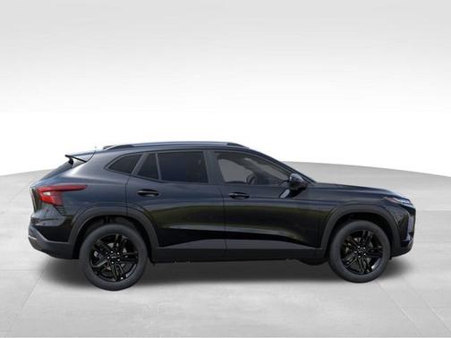 Black 2026 Chevrolet Trax ACTIV