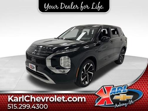 Black 2022 Mitsubishi Outlander SE