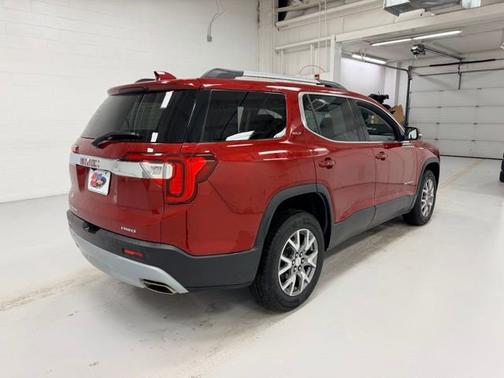 2020 GMC Acadia SLT
