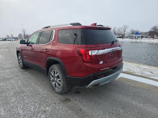 2020 GMC Acadia SLT