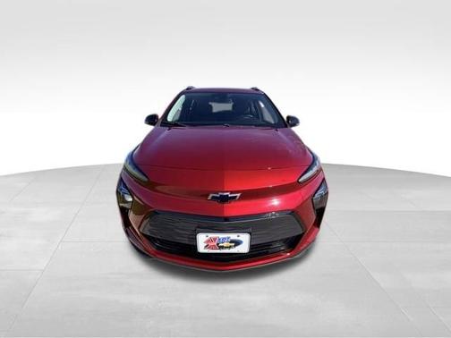 Cherry Red Tintcoat 2022 Chevrolet Bolt EUV LT