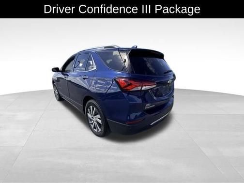 Blue Glow Metallic 2022 Chevrolet Equinox Premier