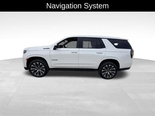 Iridescent Pearl Tricoat 2024 Chevrolet Tahoe High Country