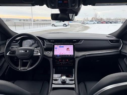 2025 Jeep Grand Cherokee L Overland