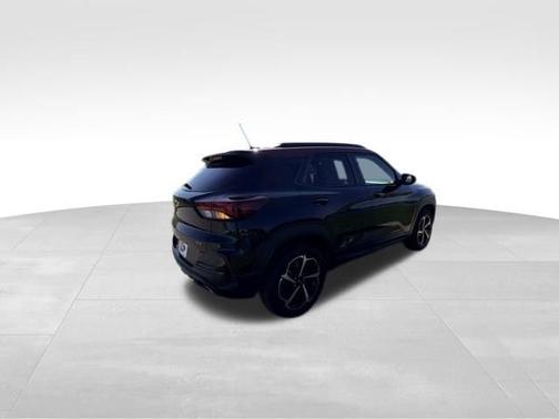 Mosaic Black Metallic 2022 Chevrolet Trailblazer RS