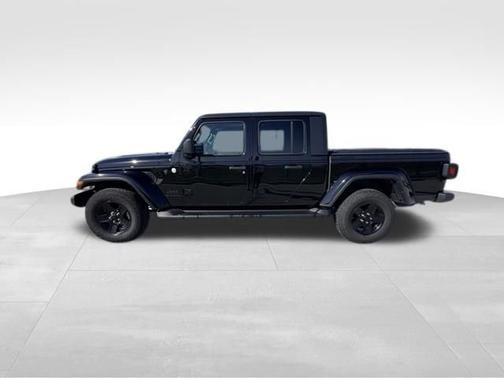 Black Clearcoat 2021 Jeep Gladiator Sport S