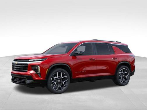 Radiant Red Tintcoat 2026 Chevrolet Traverse AWD High Country