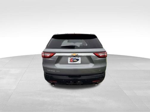 Satin Steel Metallic 2021 Chevrolet Traverse LT Cloth