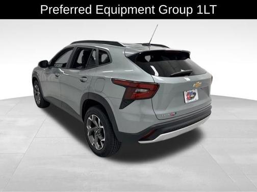Sterling Gray Metallic 2024 Chevrolet Trax LT