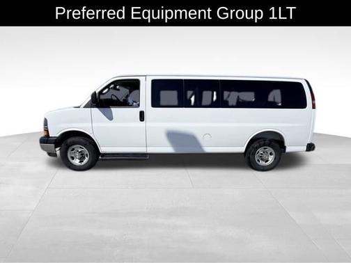 Summit White 2025 Chevrolet Express 3500 LT