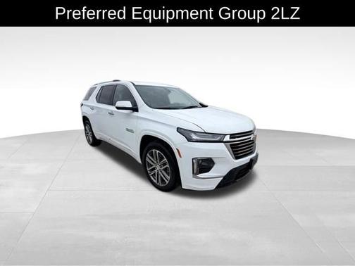Summit White 2023 Chevrolet Traverse High Country