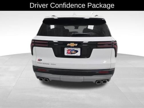 2026 Chevrolet Traverse AWD LT