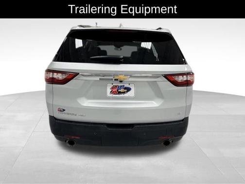 Silver Ice Metallic 2020 Chevrolet Traverse LT Leather