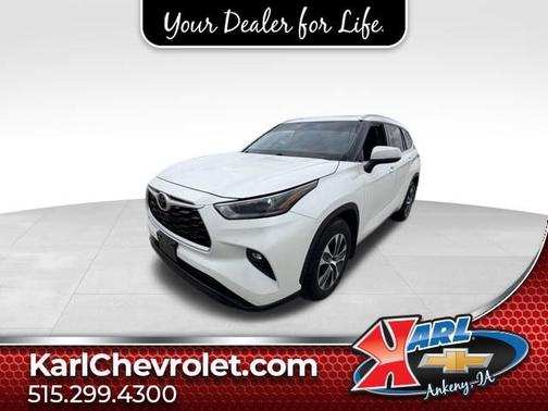 Blizzard Pearl 2021 Toyota Highlander XLE