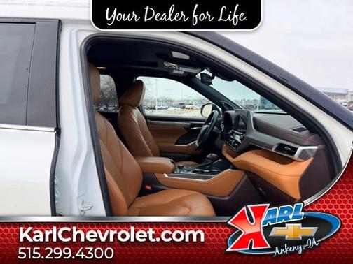 2021 Toyota Highlander Platinum