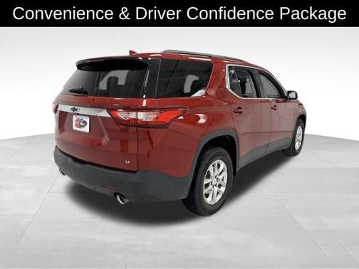 2021 Chevrolet Traverse LT Cloth