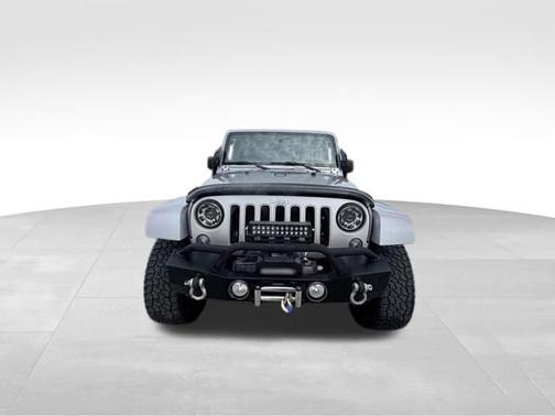 Billet Silver Metallic Clearcoat 2017 Jeep Wrangler Unlimited Sahara