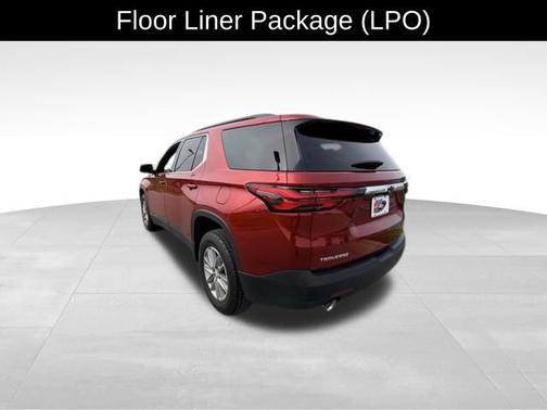 Radiant Red Tintcoat 2023 Chevrolet Traverse LT Cloth