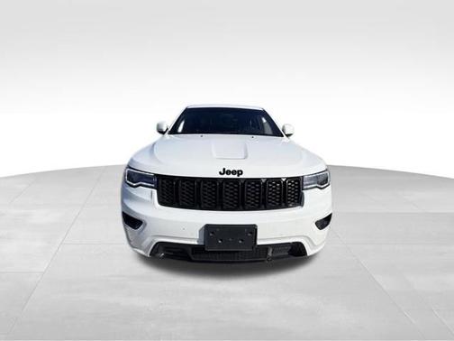 Bright White Clearcoat 2022 Jeep Grand Cherokee WK Laredo X