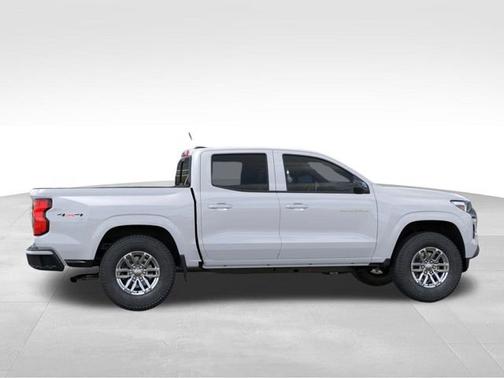 2025 Chevrolet Colorado 4WD LT