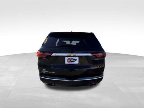 Mosaic Black Metallic 2024 Chevrolet Traverse Limited High Country