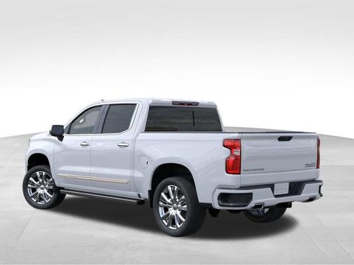 Polar White Tricoat 2026 Chevrolet Silverado 1500 High Country