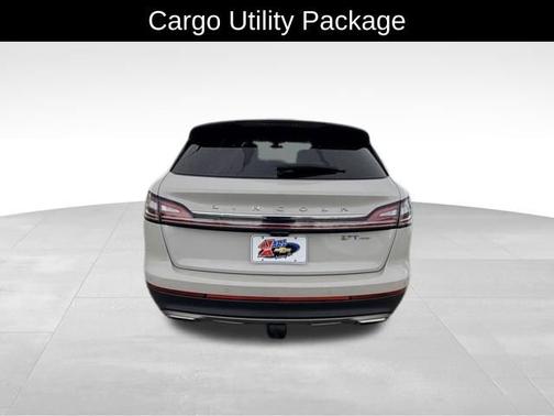 CERAMIC PEARL 2020 Lincoln Nautilus Reserve