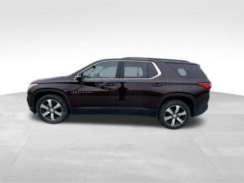 Black Cherry Metallic 2021 Chevrolet Traverse LT Leather