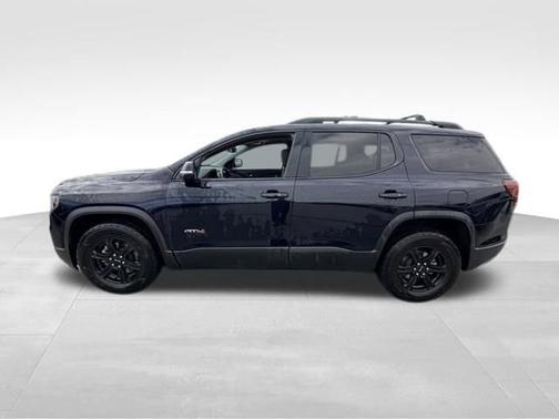 2021 GMC Acadia AT4