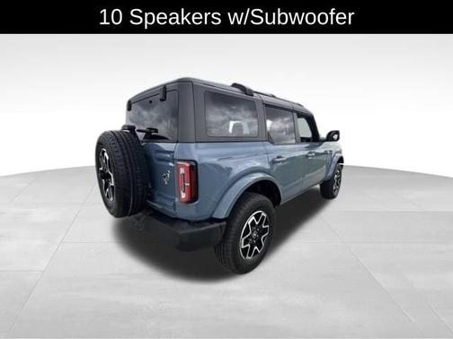 2023 Ford Bronco Base