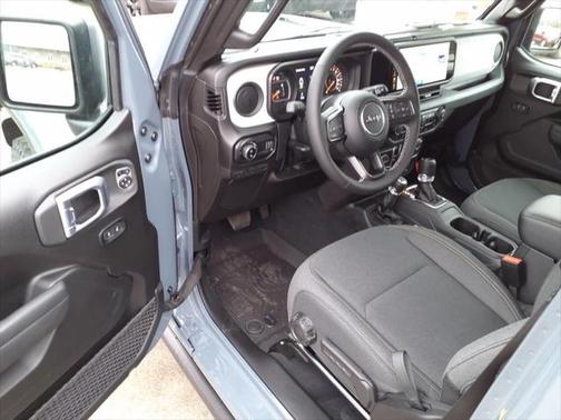 2025 Jeep Gladiator Willys