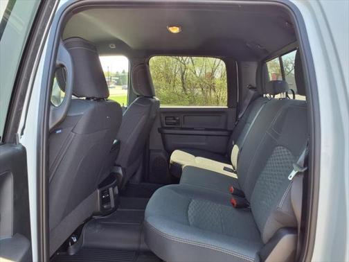 2025 RAM 2500 Tradesman Crew Cab 4x4 6'4' Box