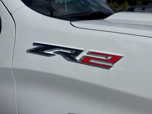 2025 Chevrolet Silverado 1500 ZR2