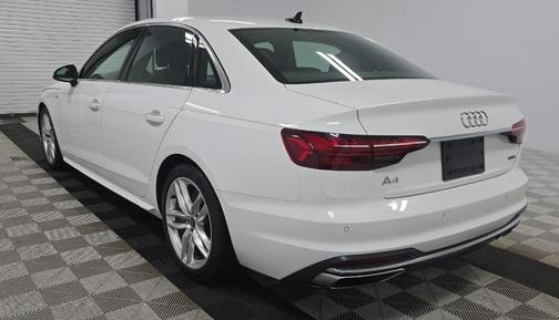 2022 Audi A4 45 S line Premium Plus